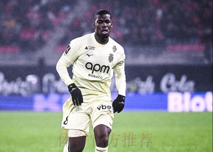 记者：皇马此前谈论过博格巴 俱乐部没表态