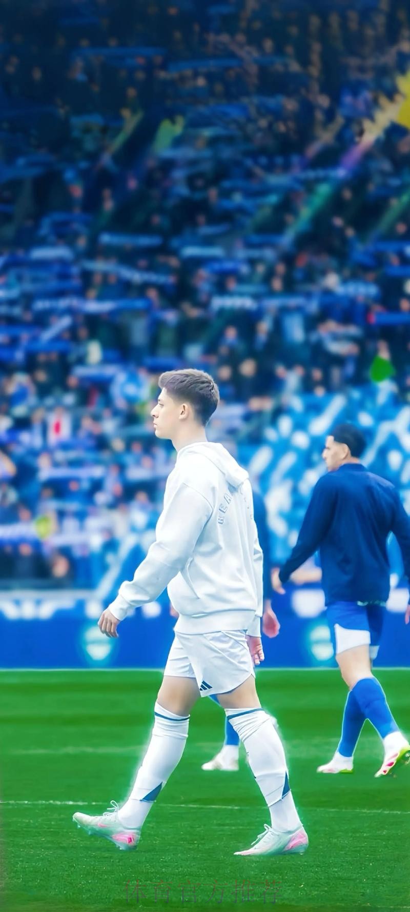 记者:门迪、卡马文加参加合练 琼阿、克罗斯缺席